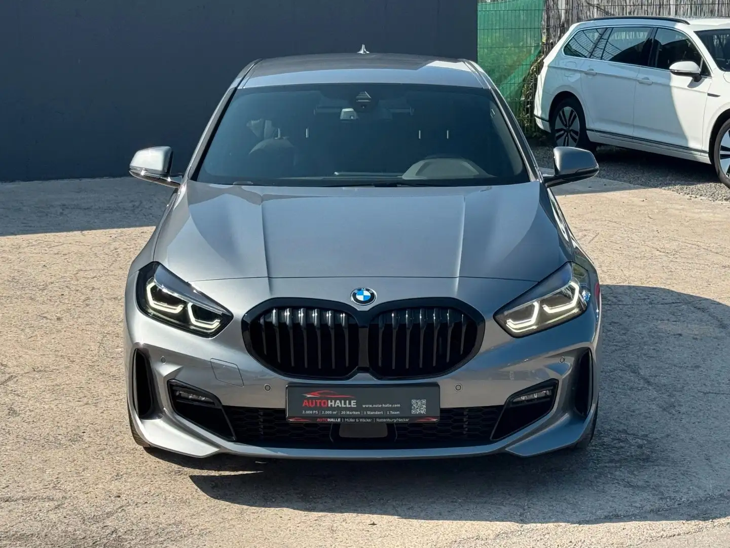 BMW 120 i F40 Steptr. M Sport Shadow HiFi LED SHZ AHK Grau - 2