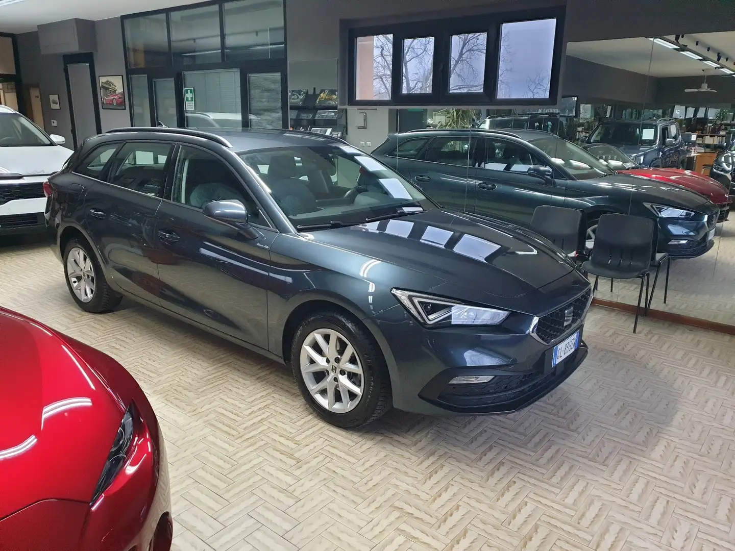 SEAT Leon Leon Sportstourer 1.0 tsi 90cv GARANZIA 2 ANNI Gris - 1