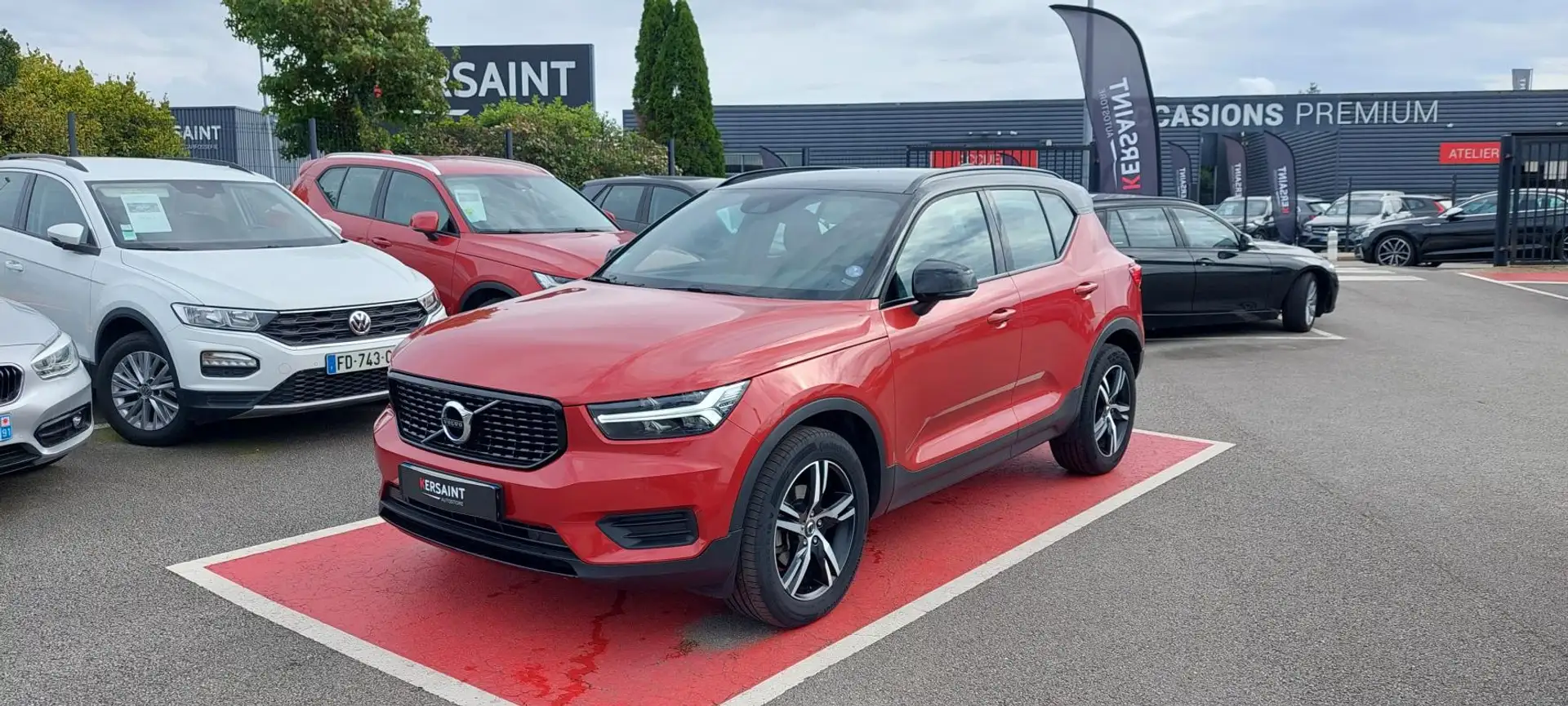 Volvo XC40 T3 163 CH GEARTRONIC 8 R-DESIGN Rouge - 1