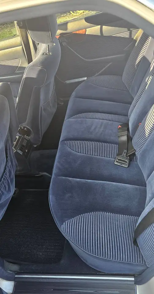 Mercedes-Benz 300 SE, Typ 126, foto 7