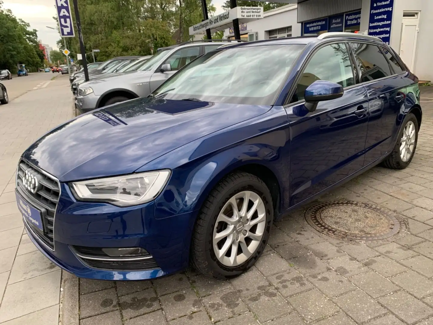 Audi A3 Sportback attraction /  XENON / TÜV NEU Blau - 1