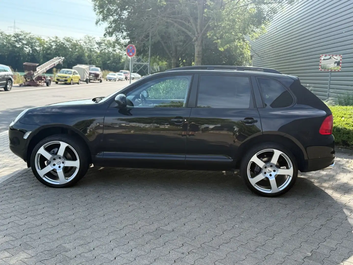 Porsche Cayenne Sport Zwart - 2