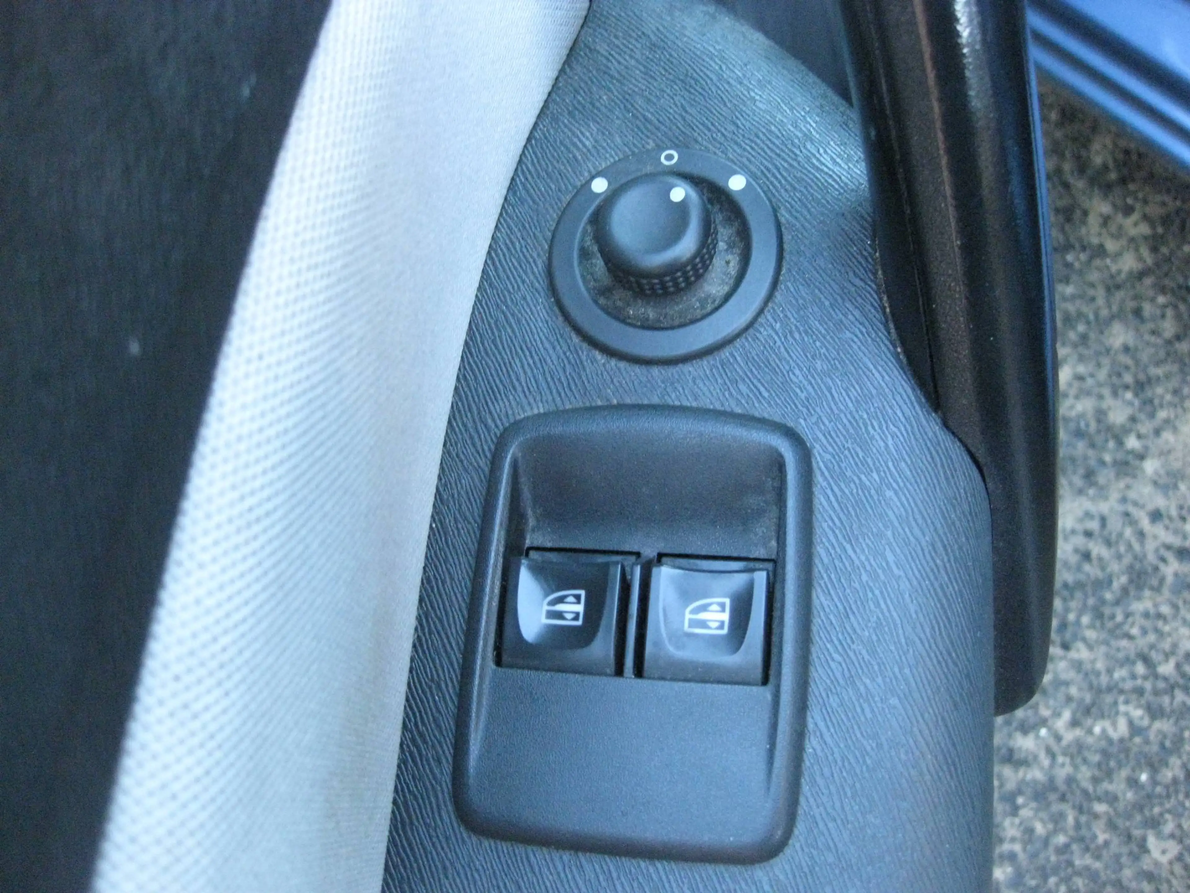 Renault Kangoo 1.2i essence Clim Ct ok Garantie — photo 7