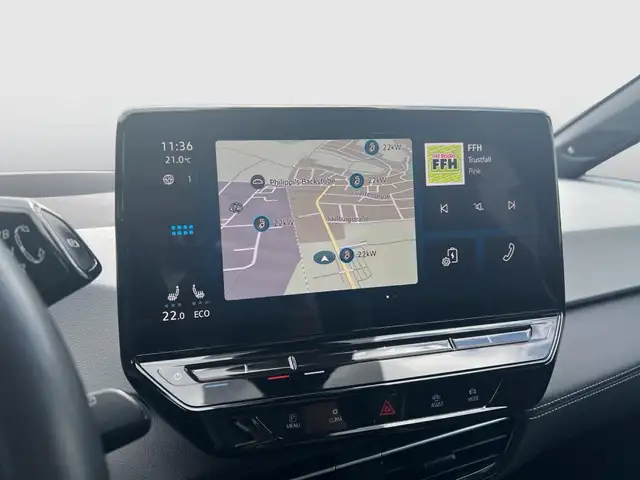 Volkswagen ID.3 view 19
