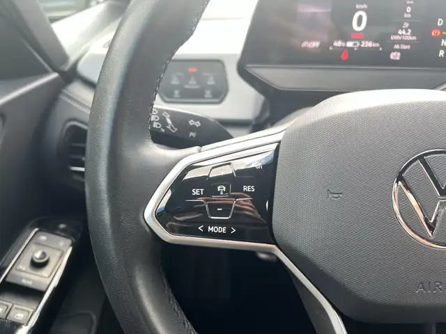 Volkswagen ID.3 view 17