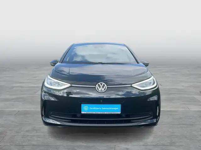 Volkswagen ID.3 view 8