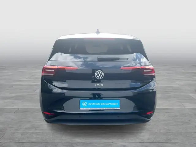Volkswagen ID.3 view 4