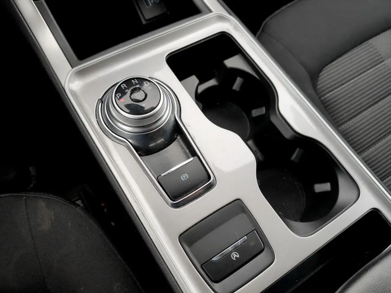 Ford Edge photo Ford Edge