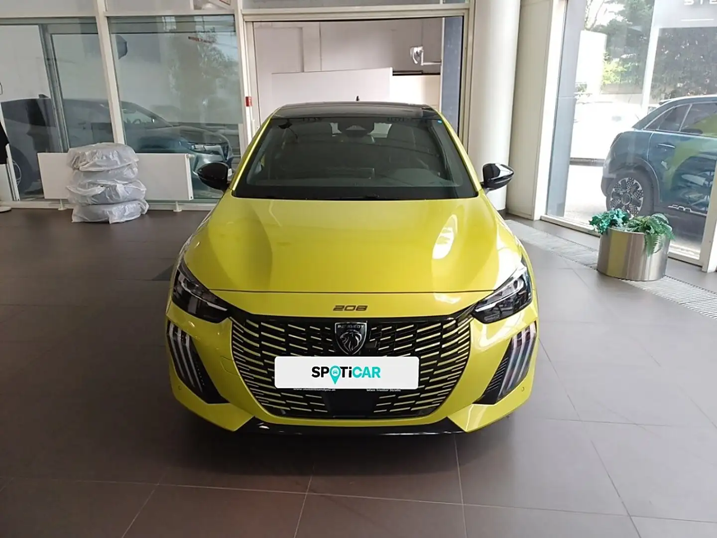 Peugeot 208 GT HYB110 E-DCS6 Gelb - 2