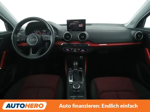Audi Q2 view 12