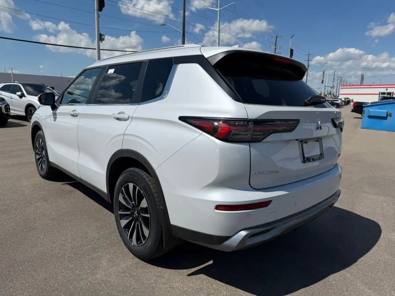 Mitsubishi Outlander снимка Mitsubishi Outlander