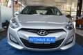 Hyundai i30 cw Trend *KLIMAAUTOMATIK*ERST 42TKM!*1.HAND! Argent - thumbnail 2