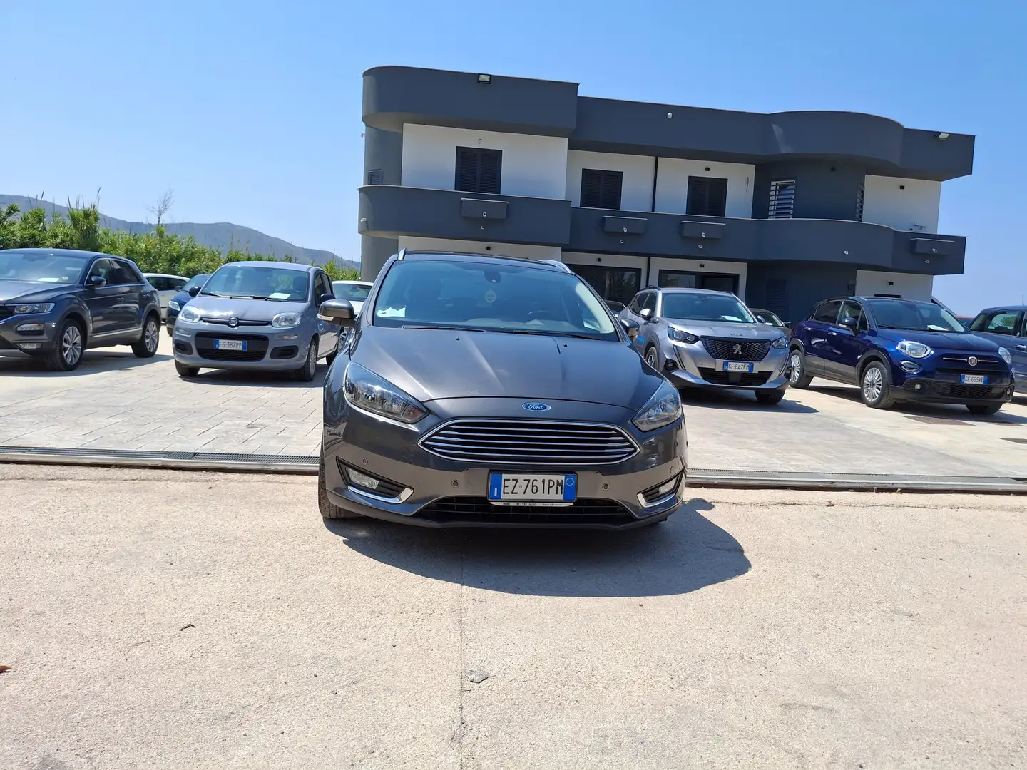 Ford Focus 5p 1.5 tdci Titanium X s Grigio - 1