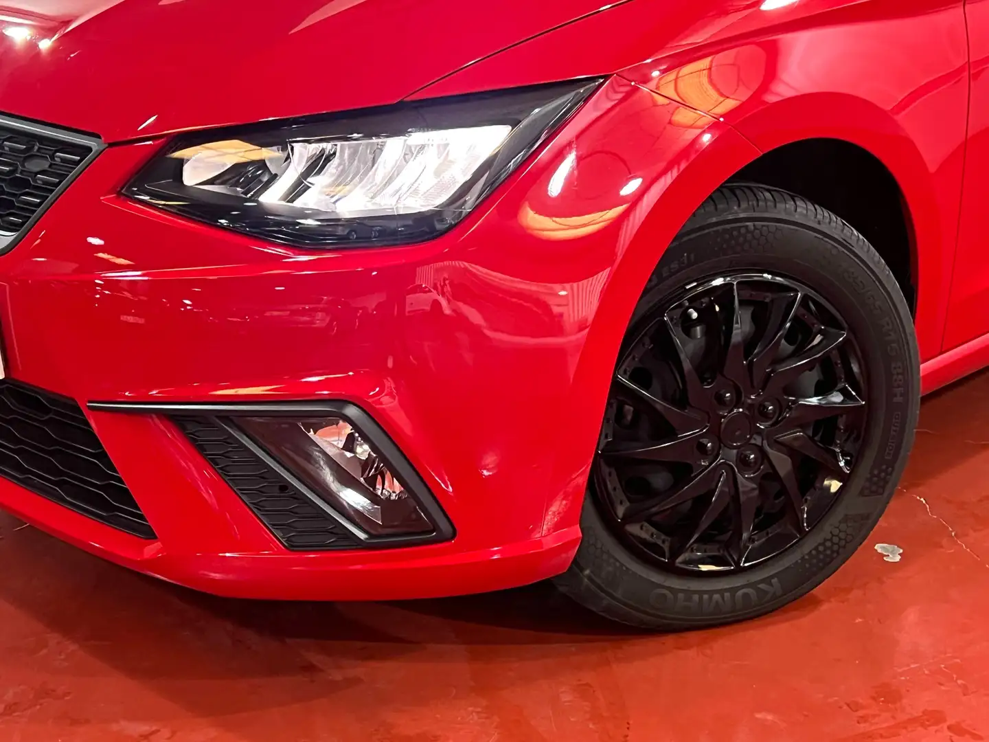 SEAT Ibiza 1.0 TSI S&S Reference XM 95 Rouge - 2