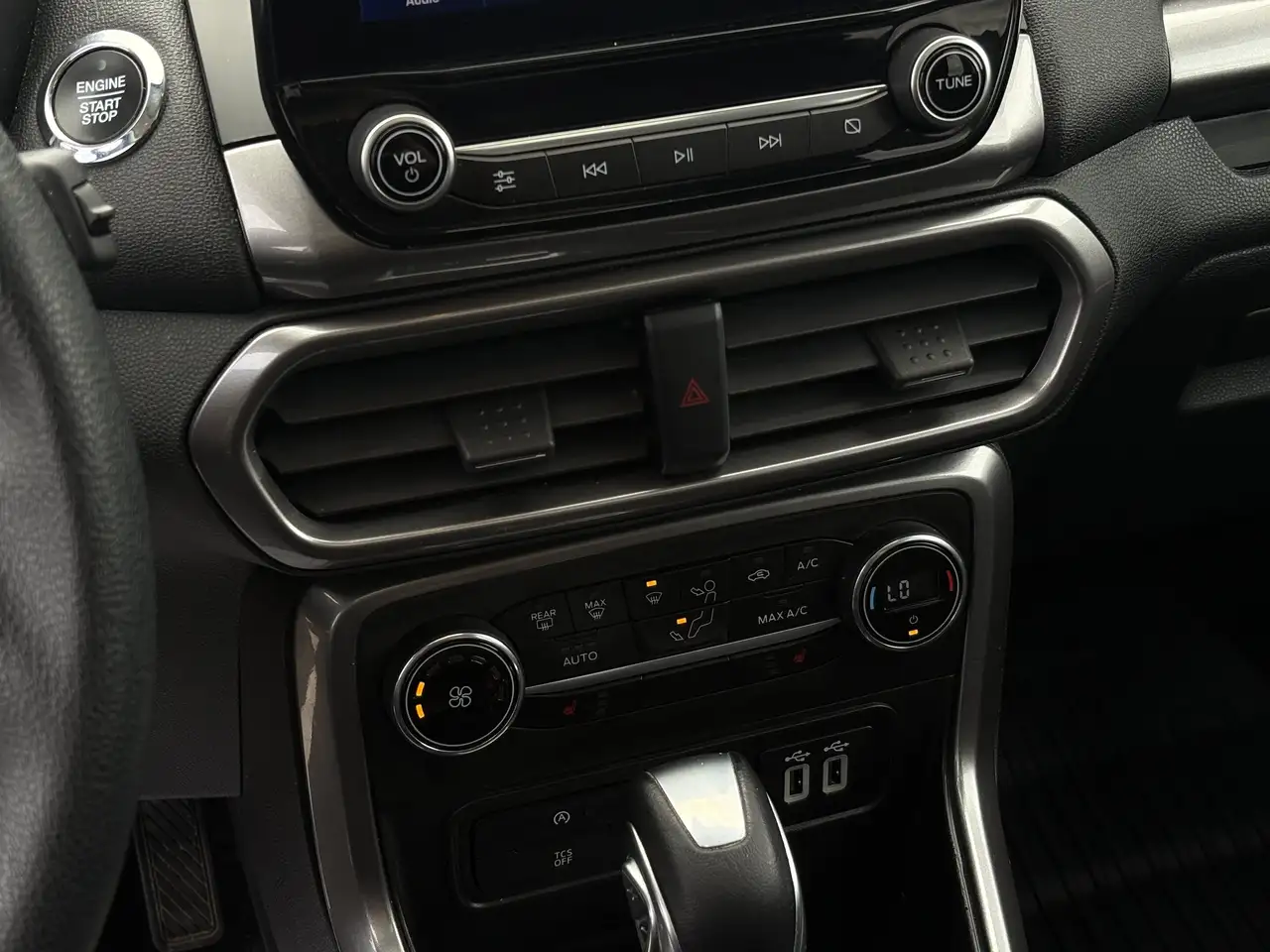Ford EcoSport photo Ford EcoSport