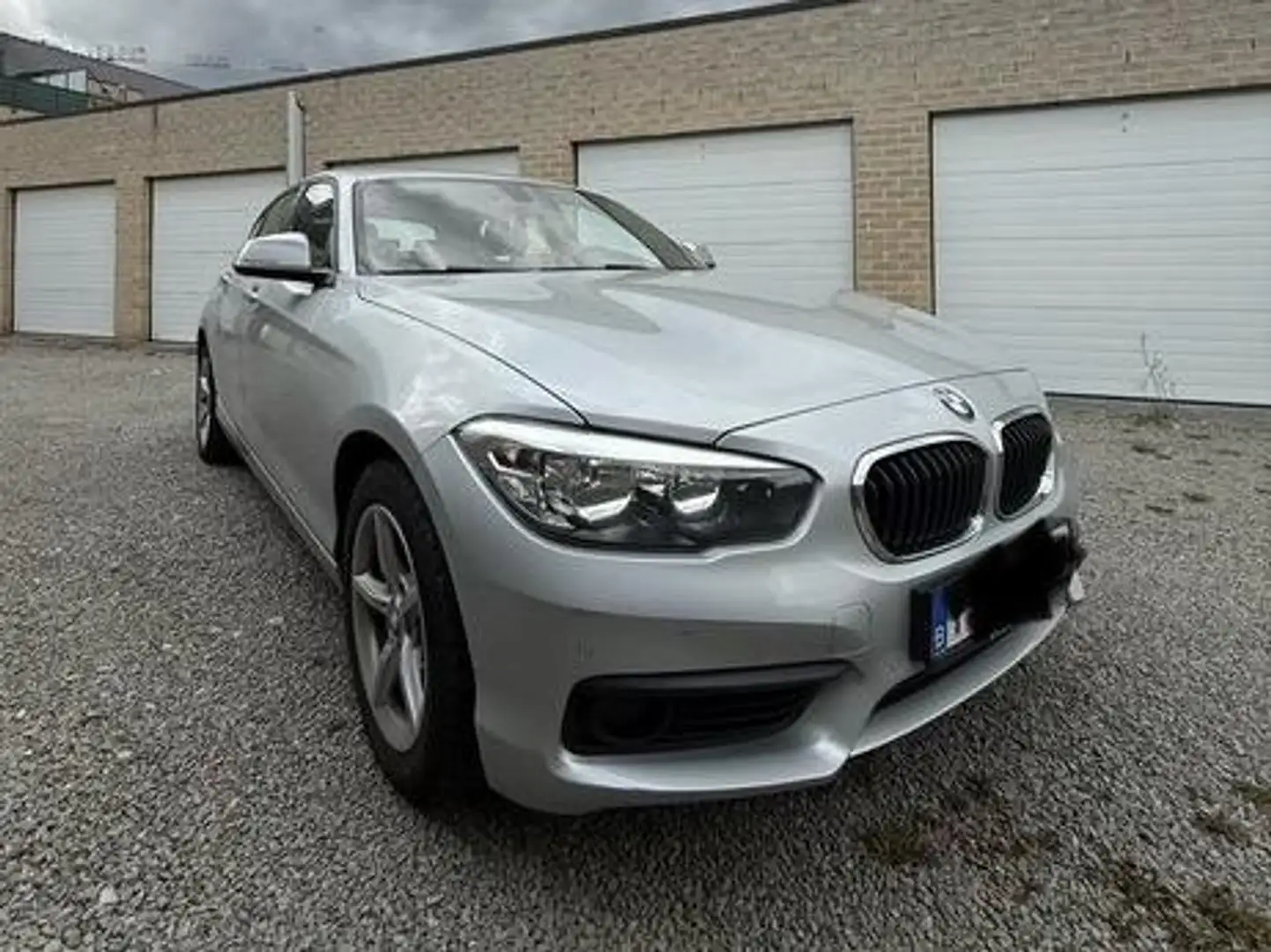 BMW 118 118i Aut. Zilver - 2
