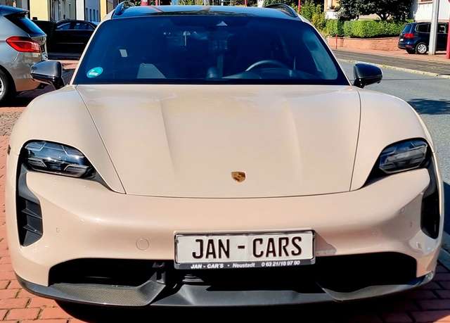 Imagine Porsche Taycan Sport Turismo Turbo 1Hd uffr Pano Aspiegel Carbo