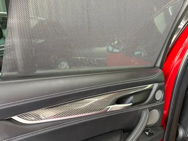 BMW X6 M Mega Farbe / Brutaler Sound Ansicht 10