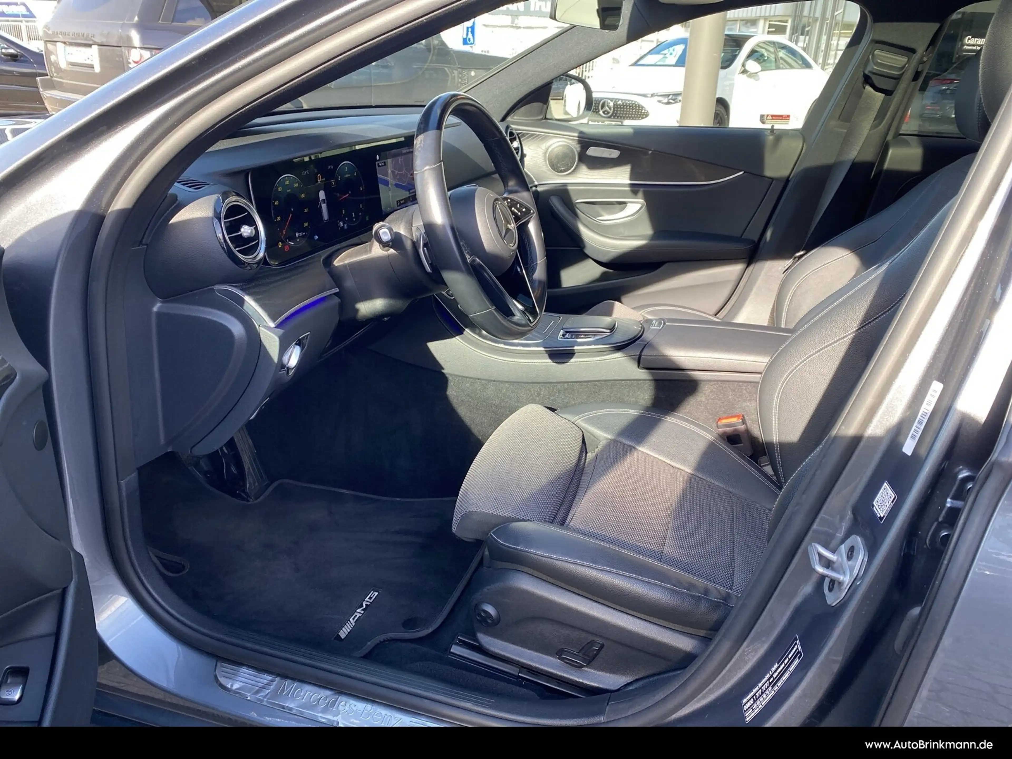 Mercedes-Benz E 220 E 220 d T-Modell AHK/KAMERA/MBUX/SHD — photo 10