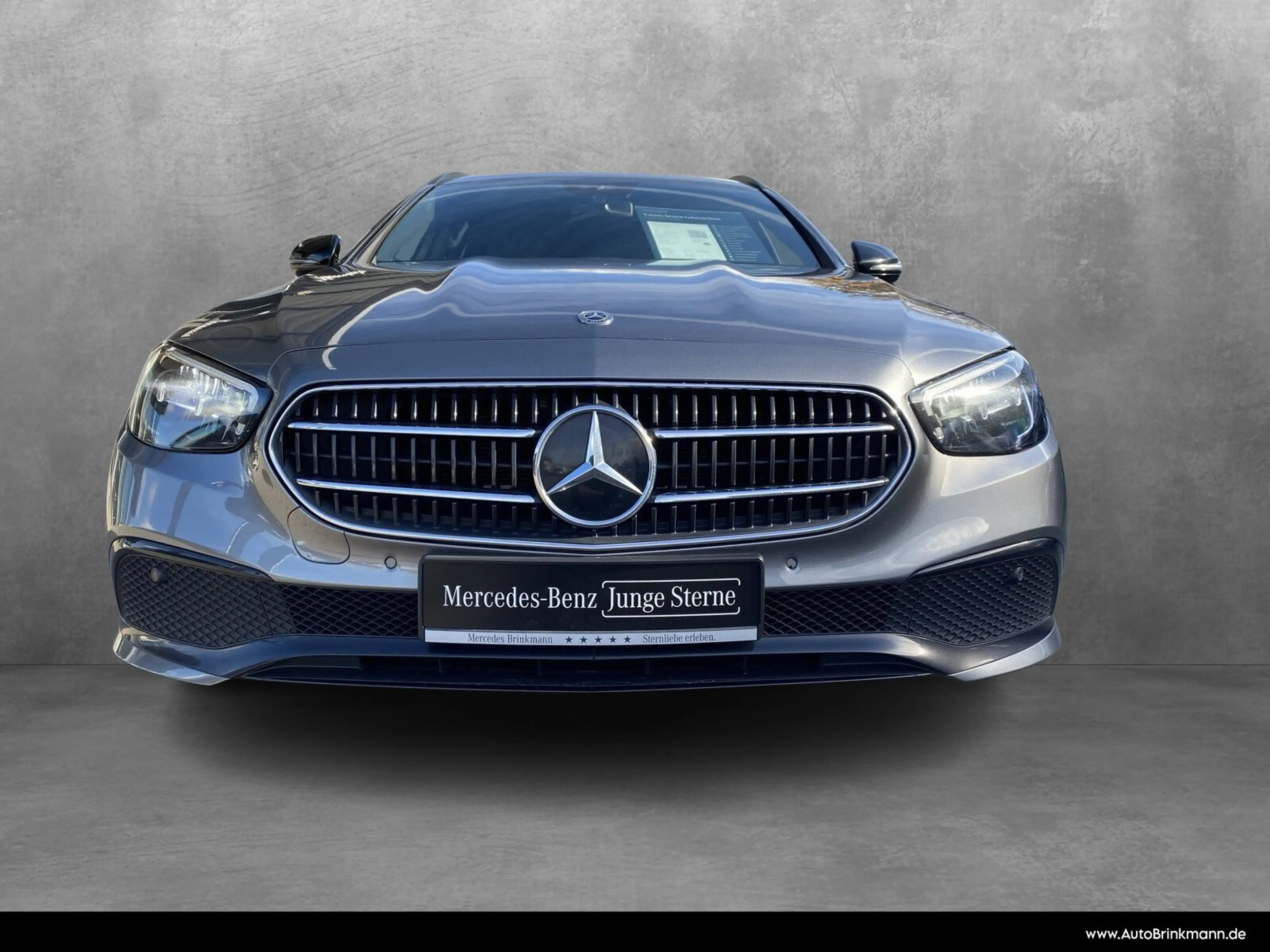 Mercedes-Benz E 220 E 220 d T-Modell AHK/KAMERA/MBUX/SHD — photo 2
