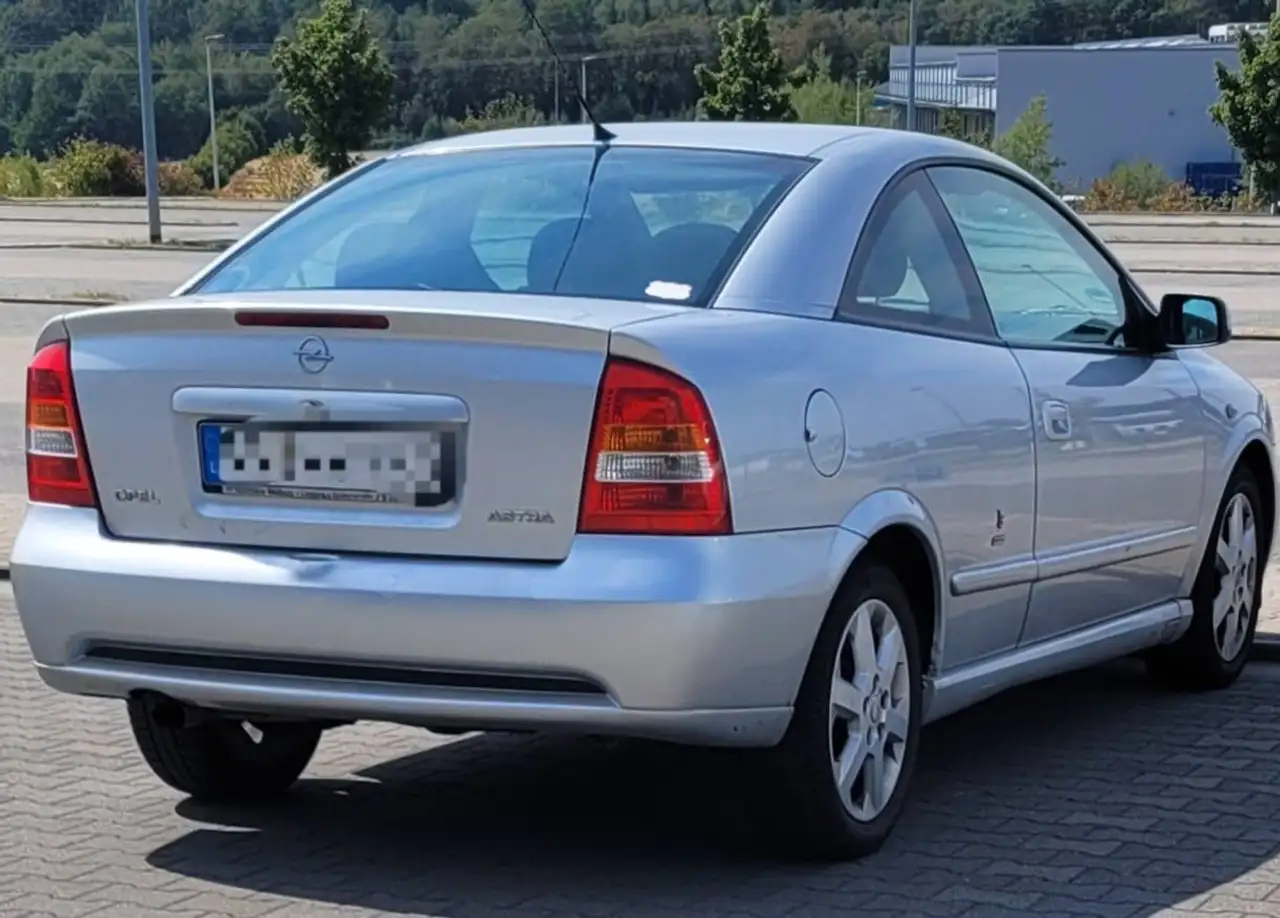 Opel Astra 1.8 16V Coupe, foto 10