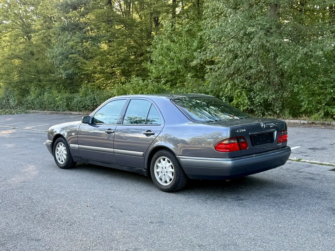 Mercedes-Benz E 200 Elegance, foto 7