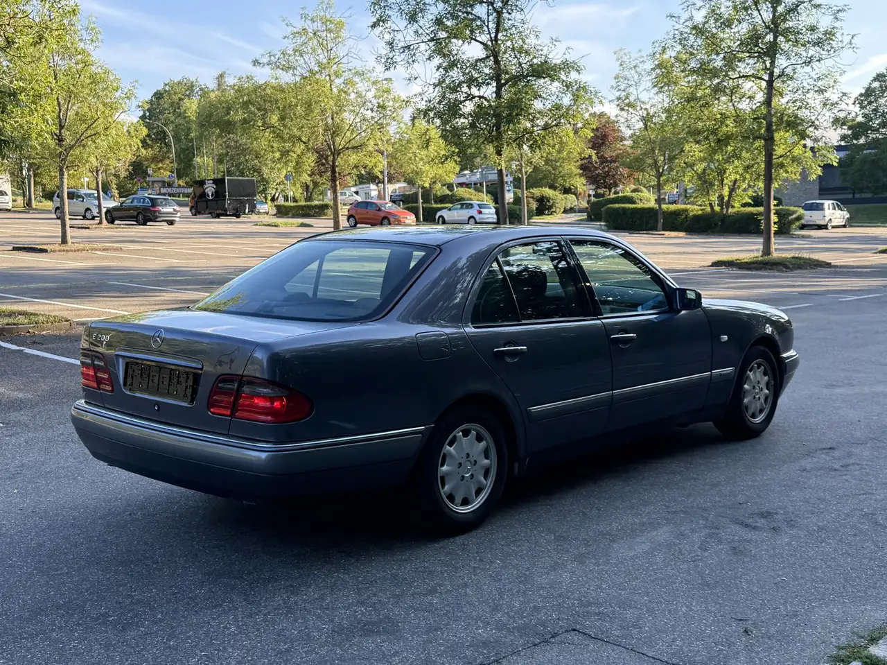Mercedes-Benz E 200 Elegance, foto 5