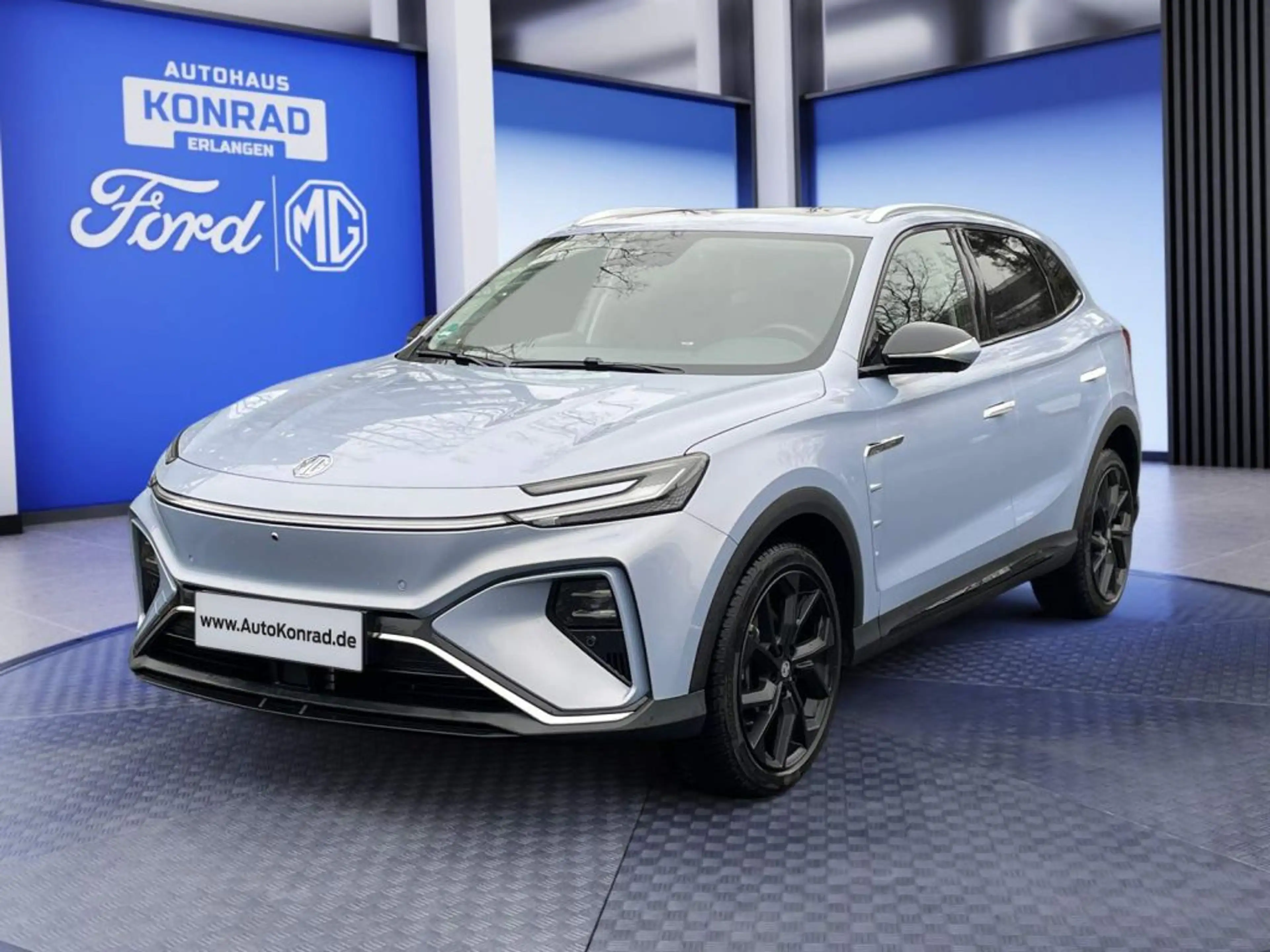 MG Marvel R Luxury