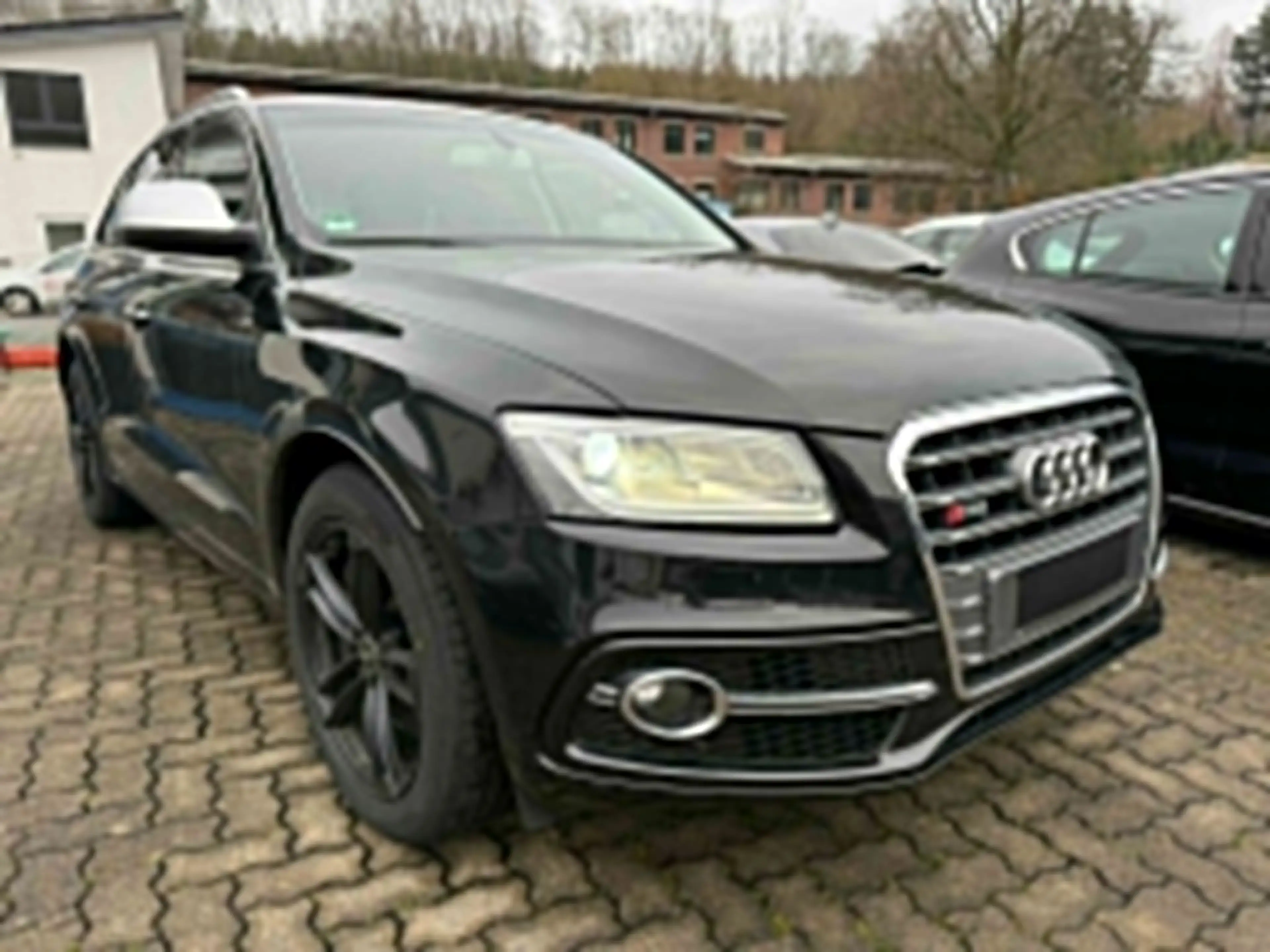 Audi SQ5 3.0 TDI quattro LEDER+XENON+NAVI+StHz+AHK+SHZ — photo 2