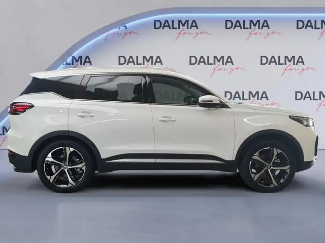 DR Automobiles DR6.0 view 6