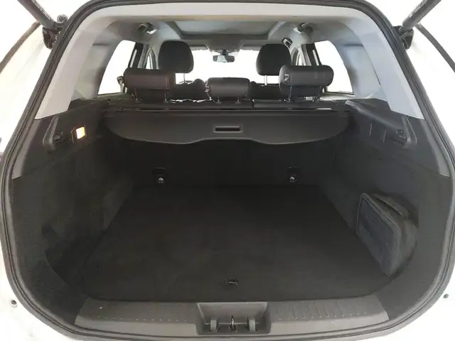 DR Automobiles DR6.0 view 15