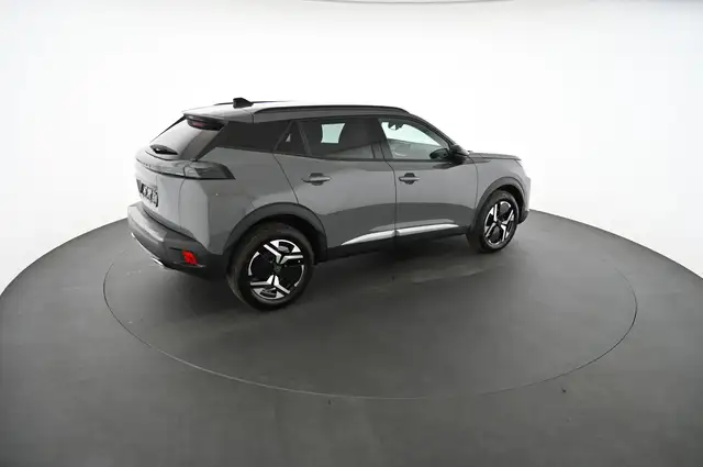 Peugeot 2008 view 4