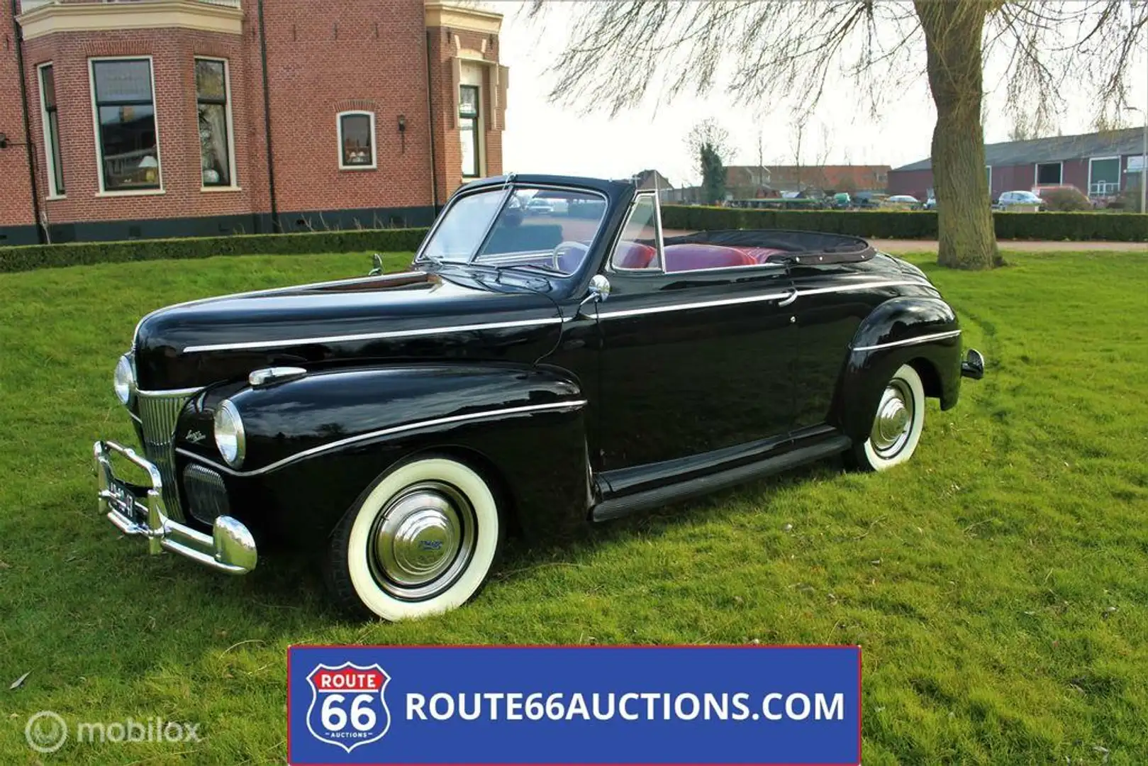Ford V8 Cabriolet Super Deluxe Cabriolet | Route 66 Auc Czarny - 2