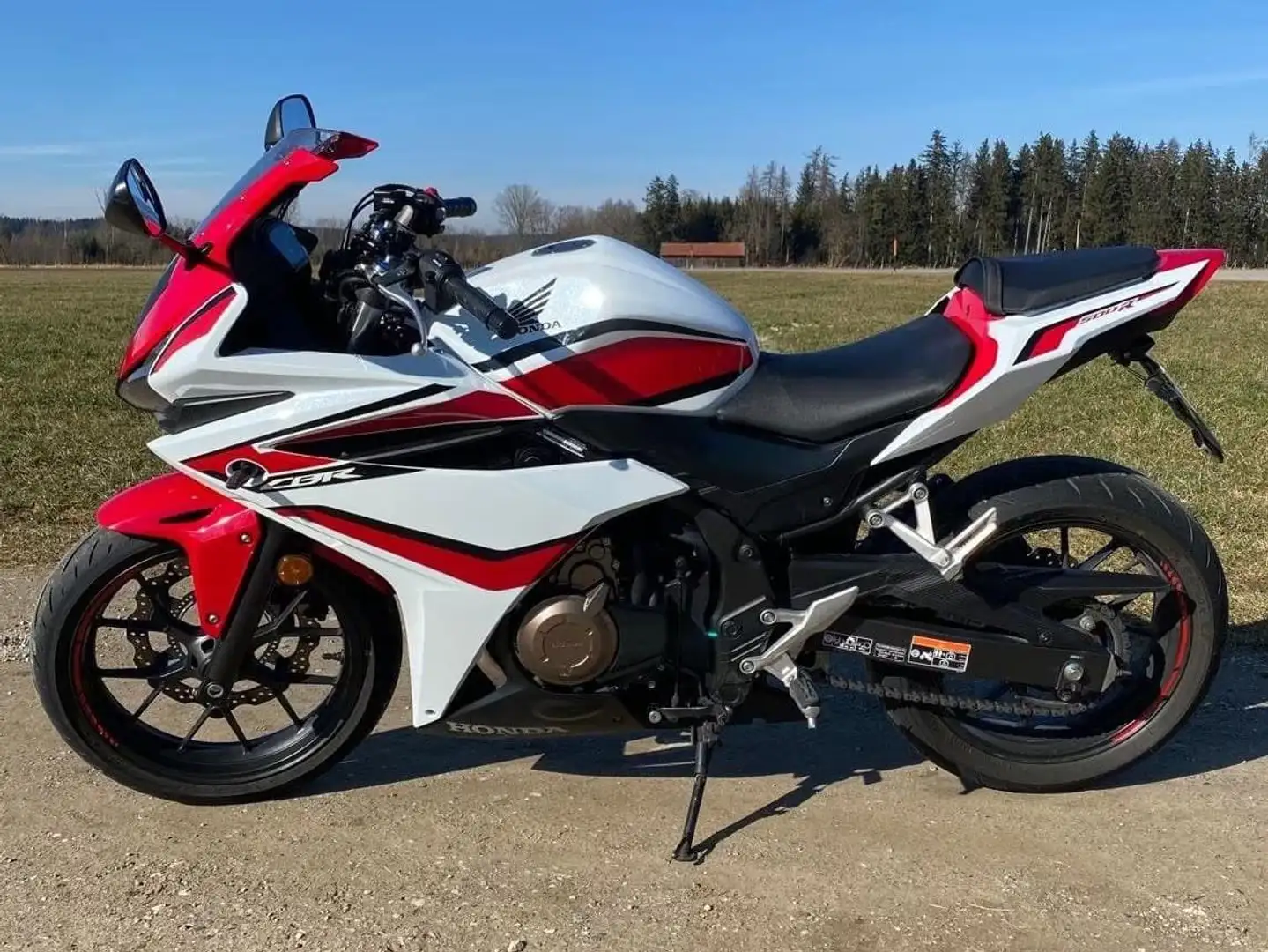 Honda CBR 500 R Bílá - 1