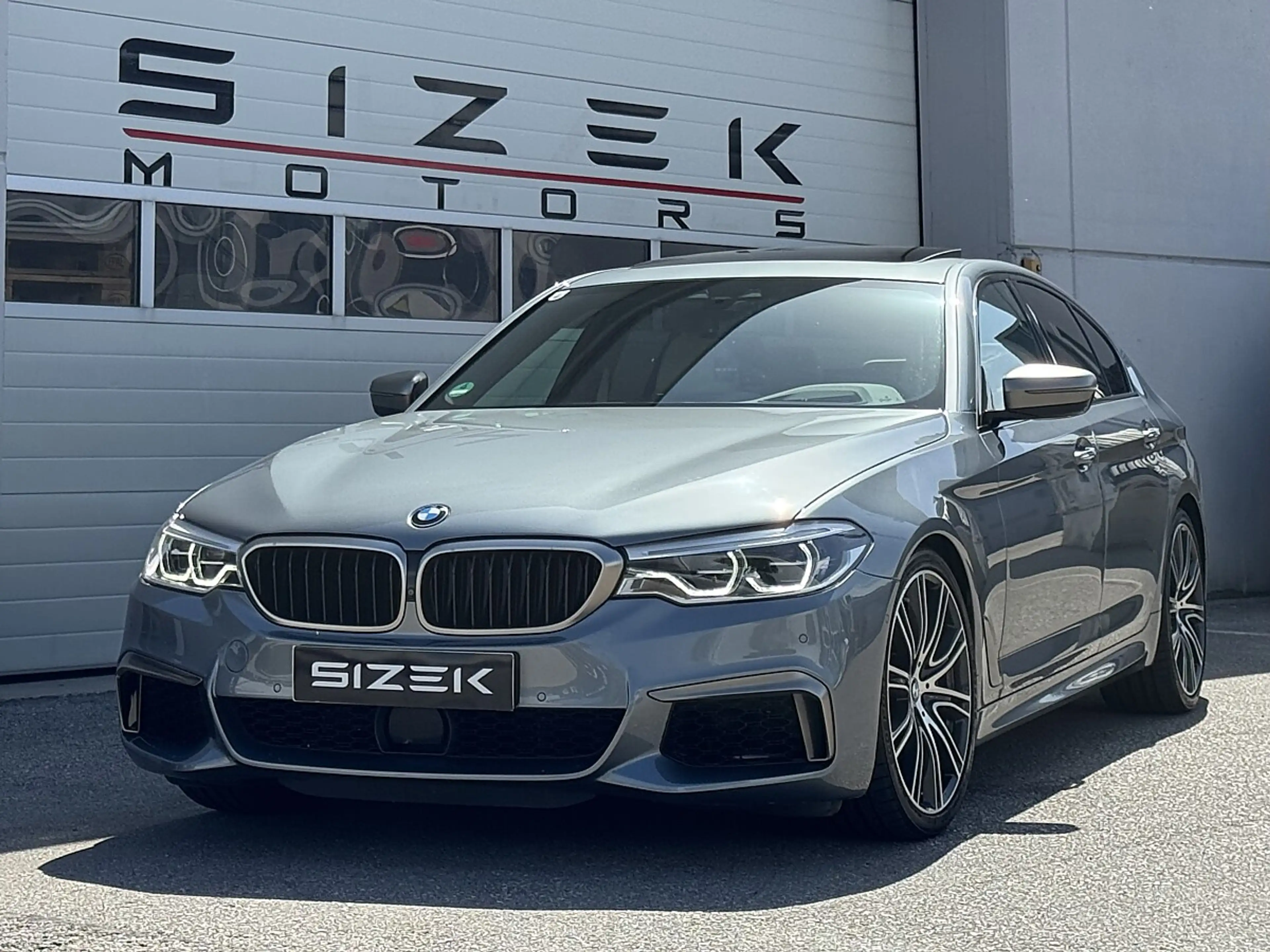 BMW M550 i xDrive Aut.|M-PAKET|360*|B&W|HEAD-UP|ACC|LED