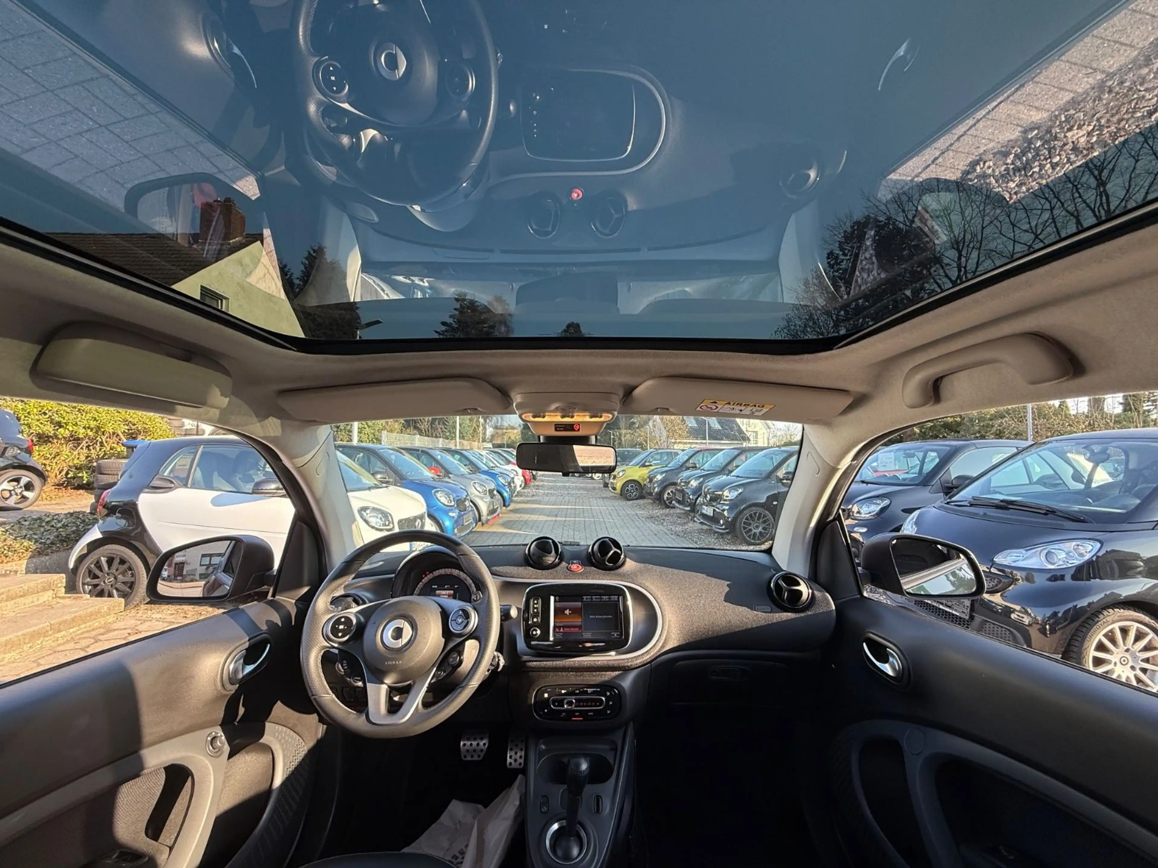 smart forTwo PRIME*SPORTPAKET*BRITISHGREEN*PANO*90PS — photo 12