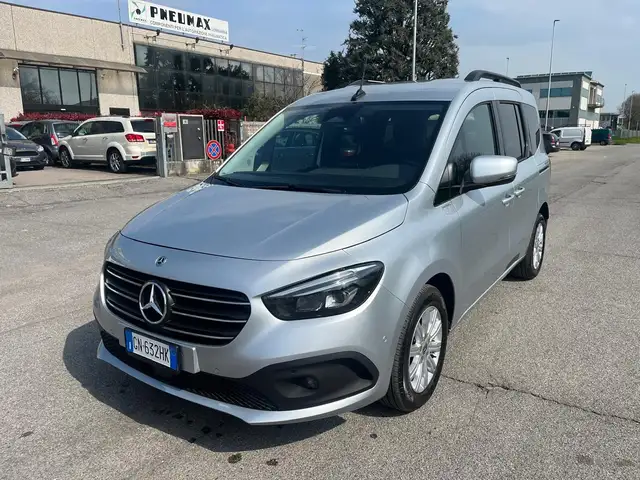 Mercedes-Benz Classe T T 180d