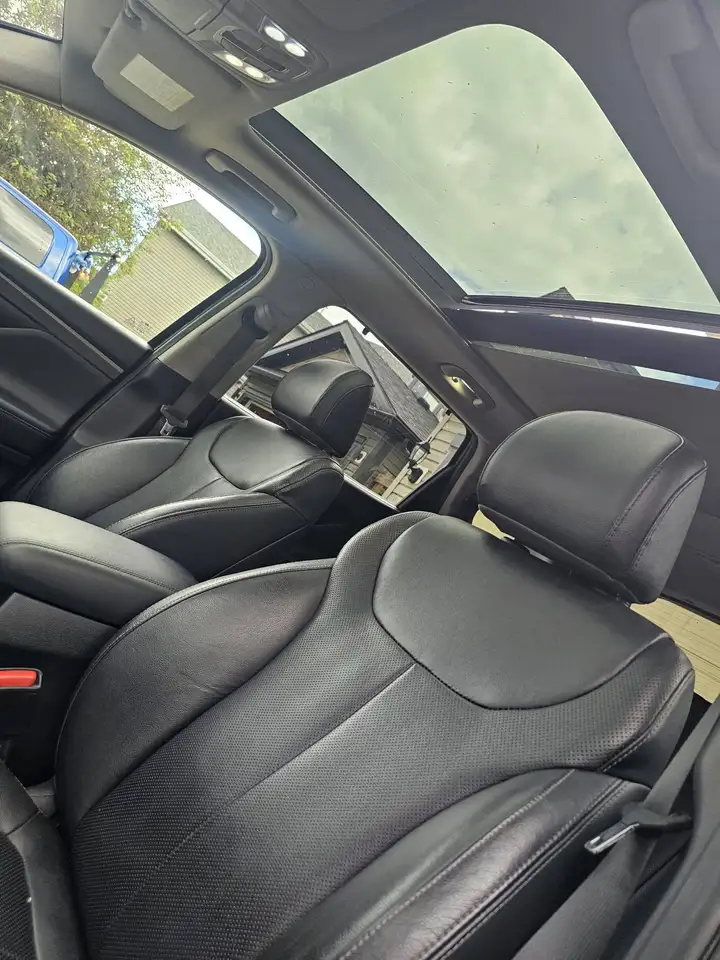 Hyundai SANTA FE снимка Hyundai SANTA FE