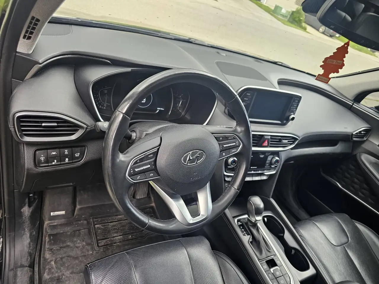 Hyundai SANTA FE снимка Hyundai SANTA FE