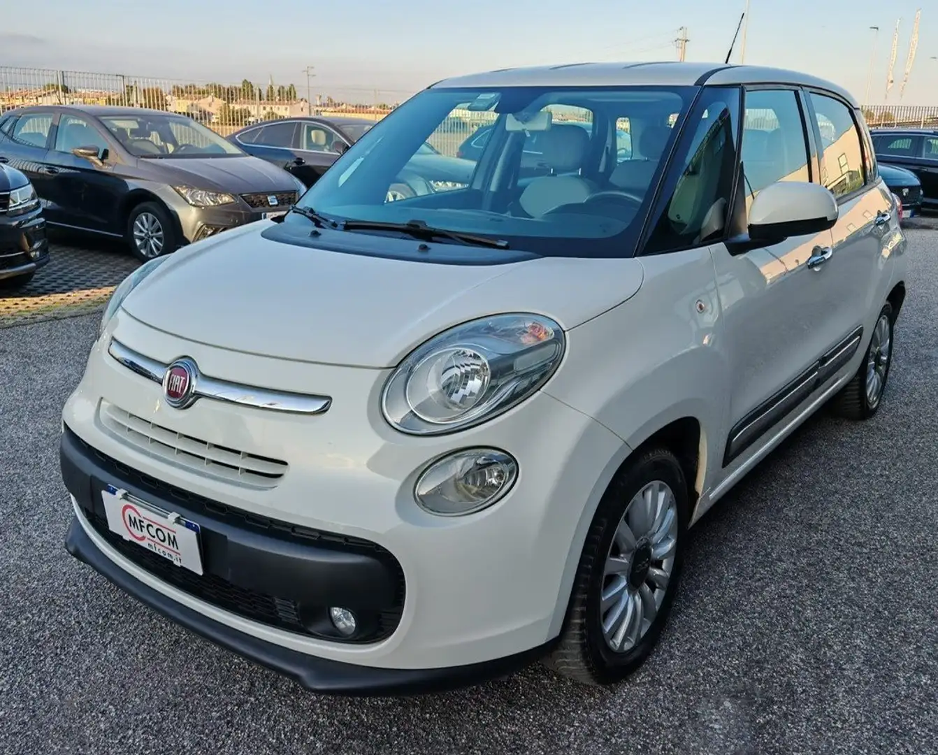 Fiat 500L 1.3 mjt Pop Star 85cv Bianco - 1