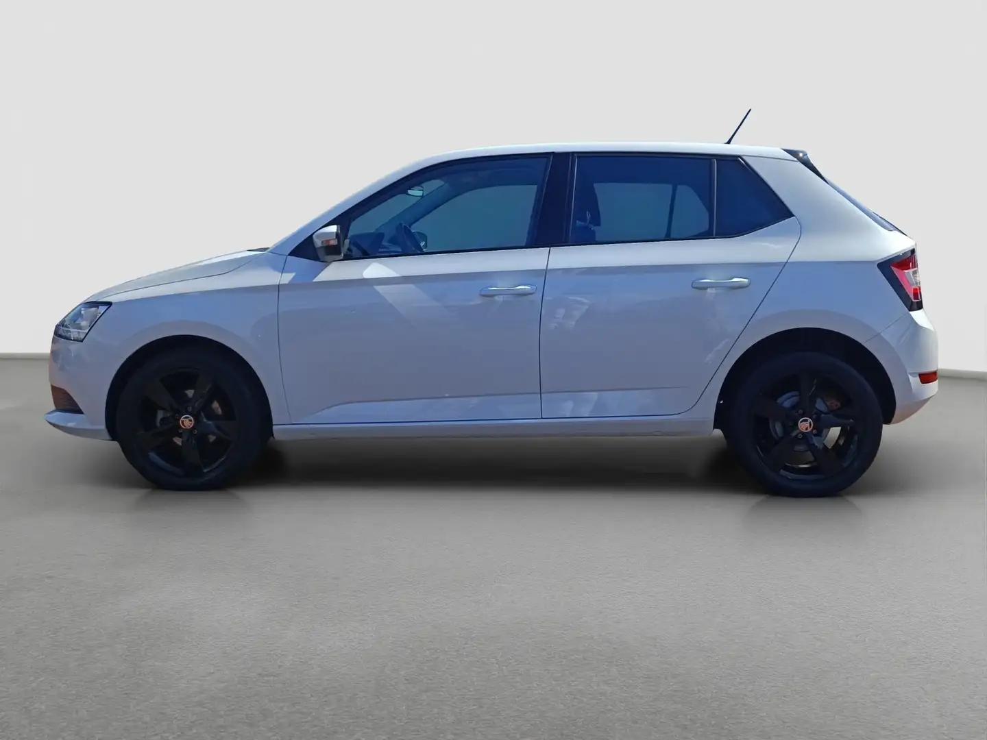 Skoda Fabia 1.0 NAVI SITZHEIZUNG EINPARKHILFE TEMPOMAT Weiß - 2