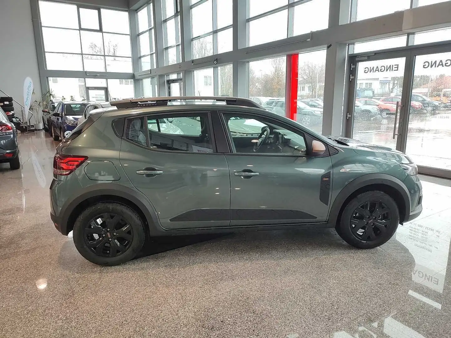 Dacia Sandero Stepway Extreme TCe 90 CVT/NAVI/KAMERA/KLIMAAUTOMA Grün - 2