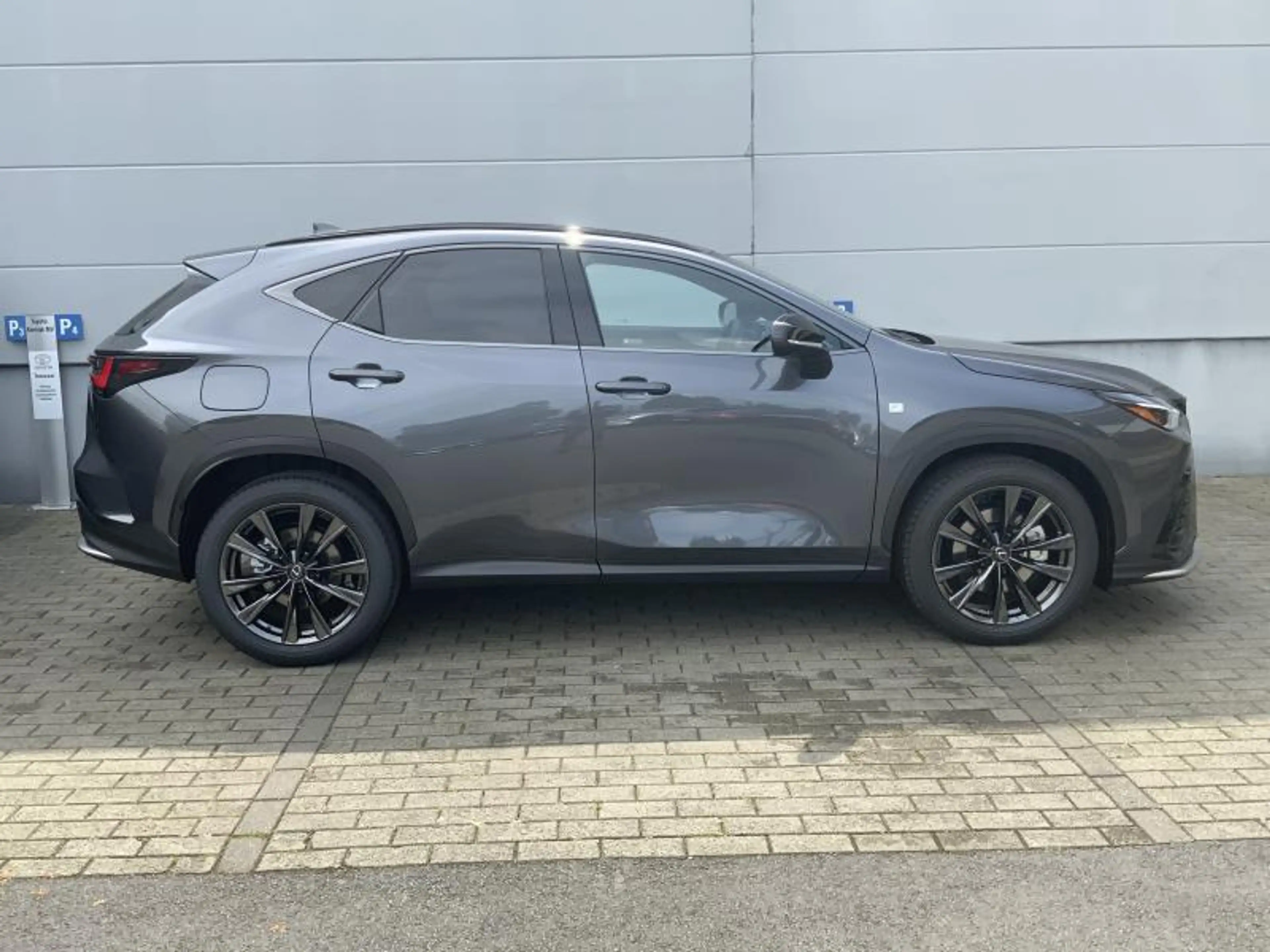 Lexus NX 450h+ F SPORT Line+360° camera+navi+ — photo 4