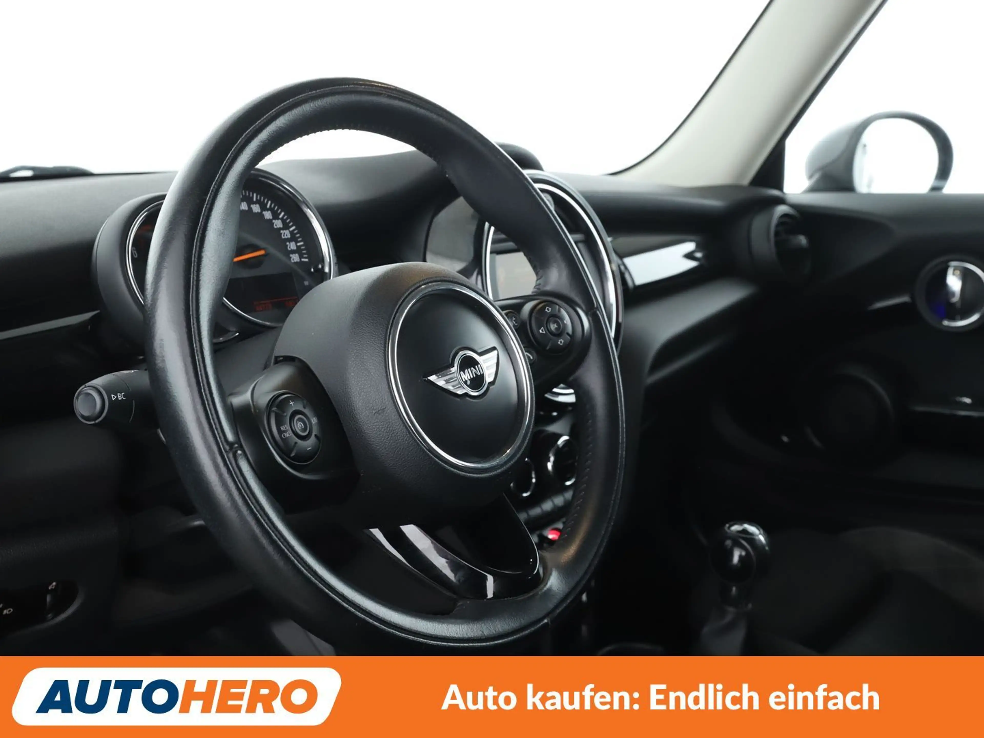 MINI One One*NAVI*TEMPO*PDC*SHZ*KLIMA* — photo 11