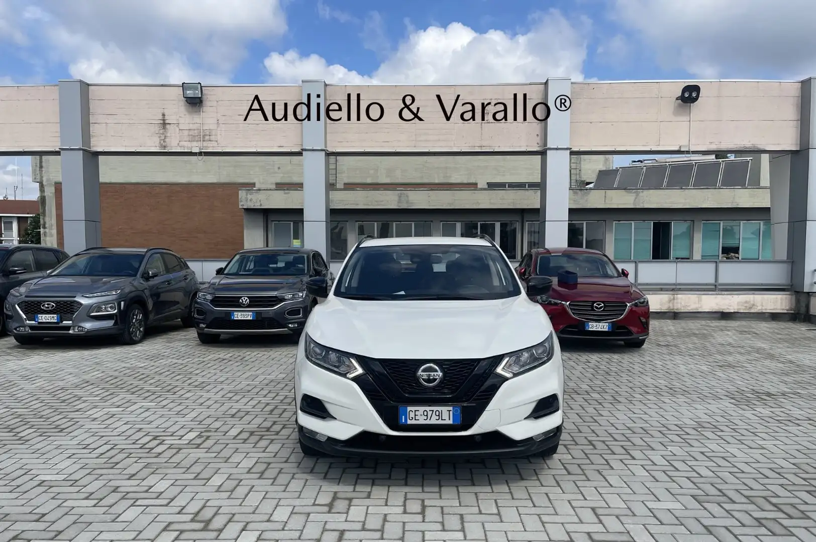 Nissan Qashqai 1.5 dCi 115 CV DCT N-Tec Start 2WD Bianco - 2