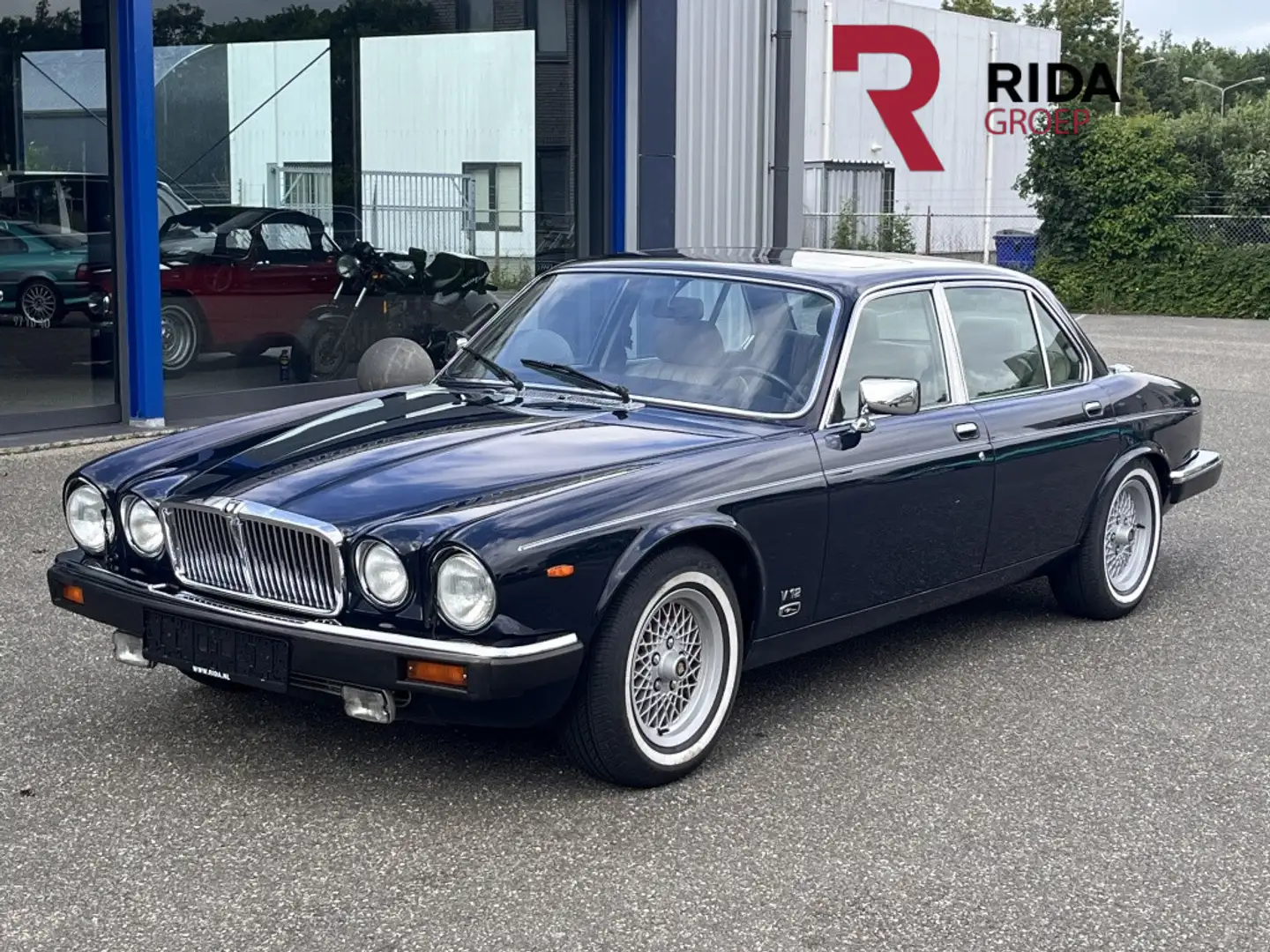 Jaguar XJ12 Serie III Bleu - 1