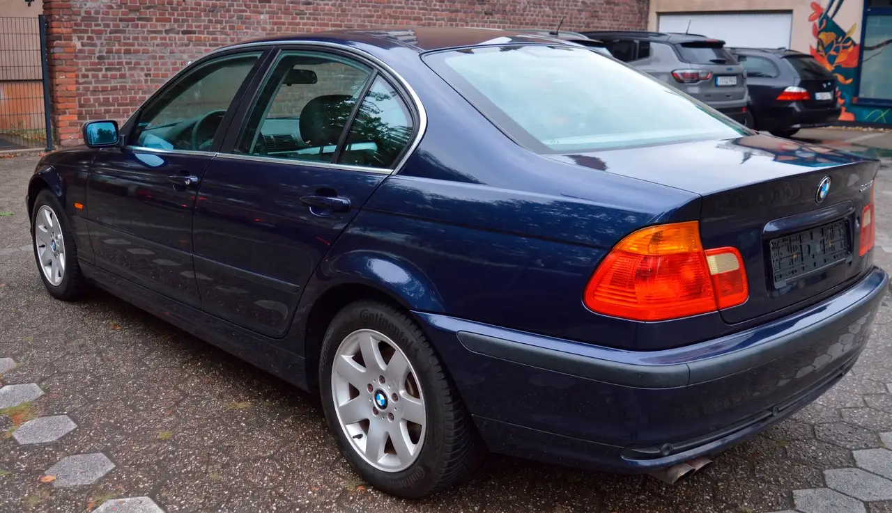 BMW 328i, foto 2