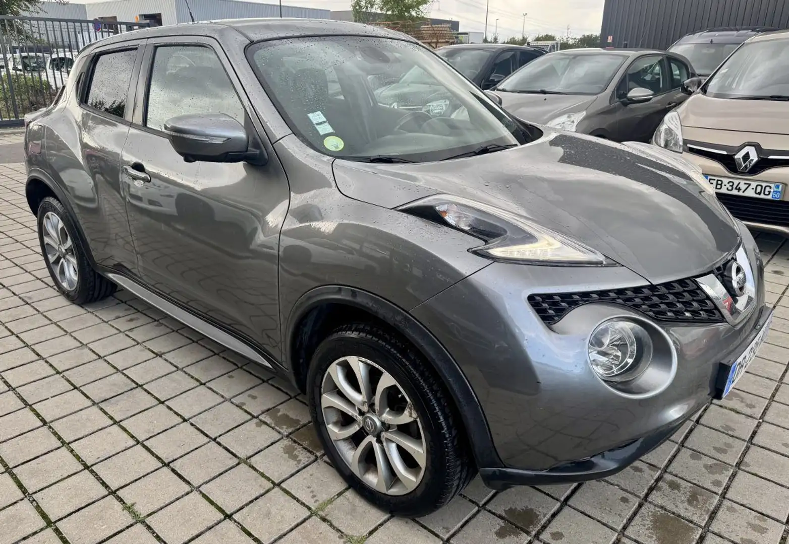 Nissan Juke 1.5 dCi 110ch S/S Connect Edition Grau - 2