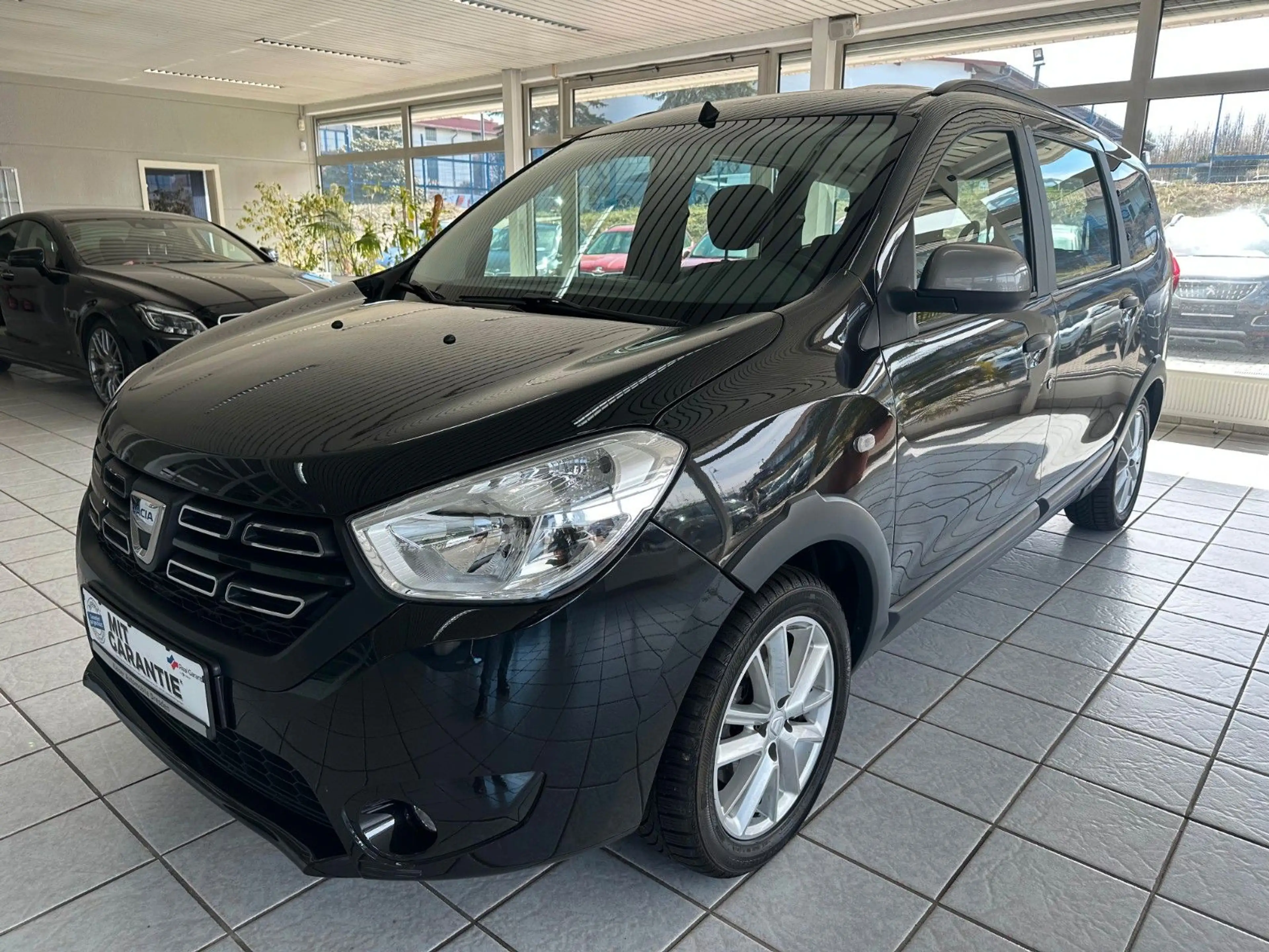 Dacia Lodgy Stepway Selection*Kamera*PDC*7-Sitzer*