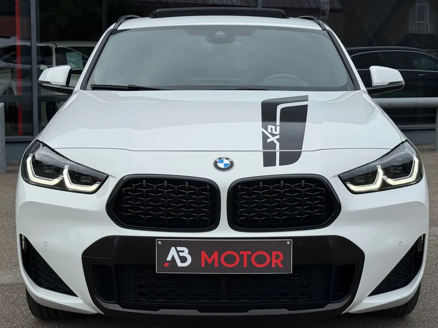 BMW X2 xDrive 2.0i M MESH EDITION HEAD-UP PANO GPS CAMERA Blanc - 2